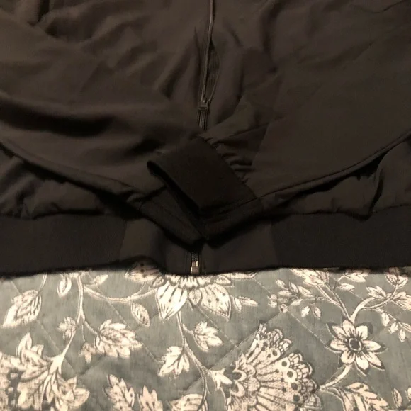 NWT Mens Express Lightweight Bomber Jacket ( Pitch Black) - Picture 4 of 8